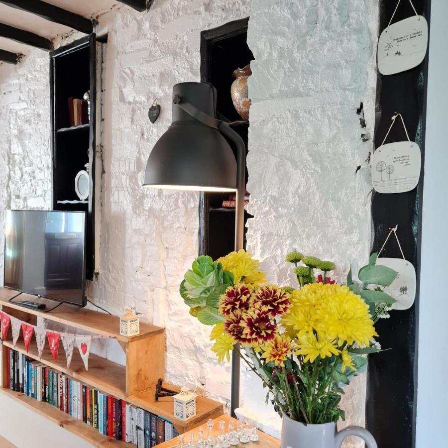 Old Road Cottage Pet Friendly Outdoors Beaches Neath Luaran gambar